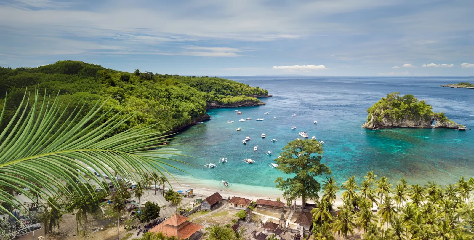 Crystal Bay beach and turquoise bay seen from above, Nusa Penida